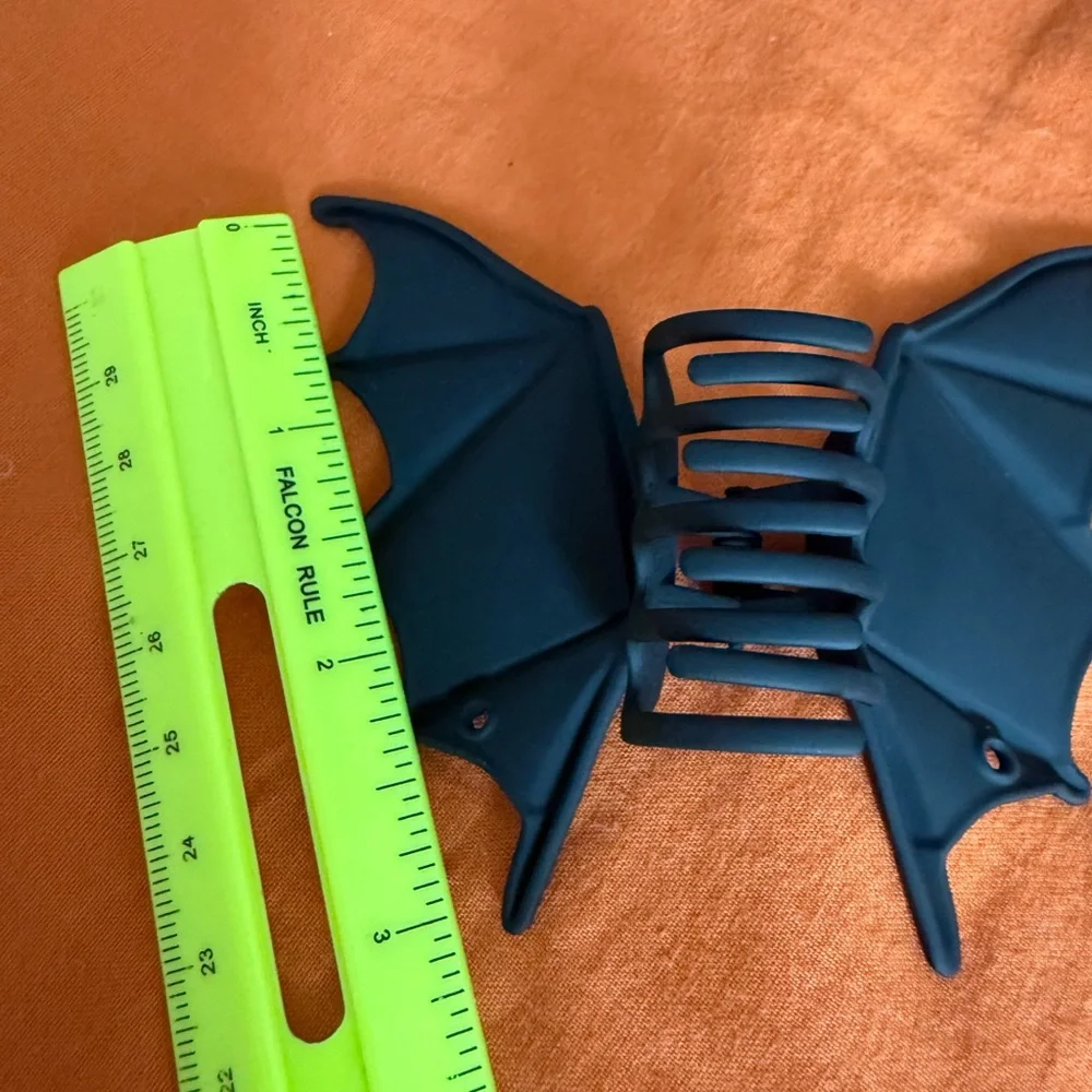 Bat Wing Hair Claw Clip - Black